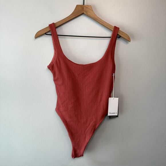 Vitamin A Terracotta Scoop Neck Ripple Texture One Piece Swimsuit Size Medium - Picture 1 of 9